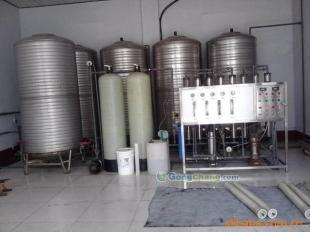 濟南純凈水設(shè)備、反滲透設(shè)備及凈水設(shè)備 為工業(yè)與生活提供純凈水源