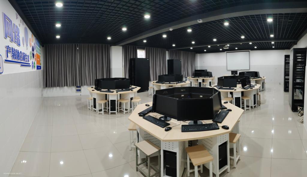 信息安全技術在網絡信息技術開發中的應用與挑戰
