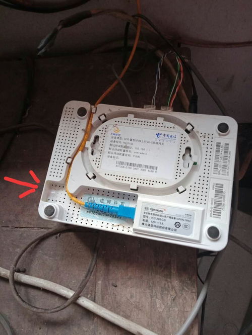 光纖接收機外殼脆弱性分析 輕觸箭頭區域即致裂損的原因與應對